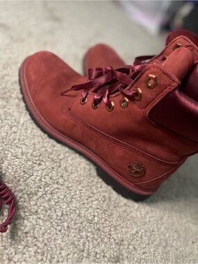 Timberland 6” Waterproof Boots – Burgundy Nubuck Leather, Women’s 9